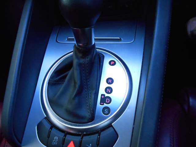 アウディ ＴＴ クーペ　１．８　ＴＦＳＩ H26年 (関東) 99