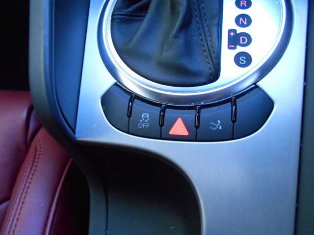 アウディ ＴＴ クーペ　１．８　ＴＦＳＩ H26年 (関東) 99