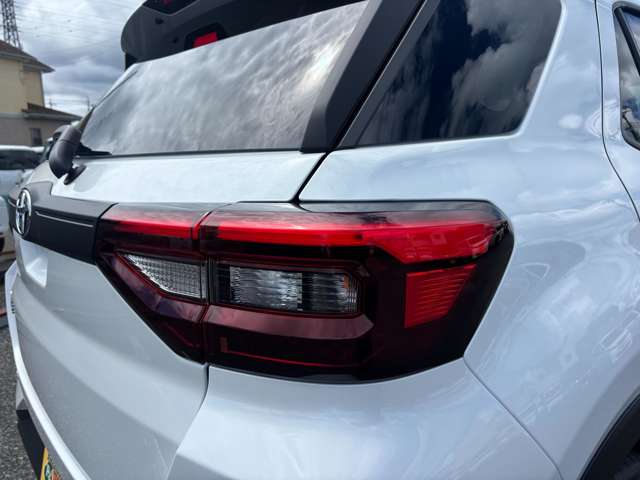 トヨタ ライズ １．２ Ｘ R8年 (関東) 99