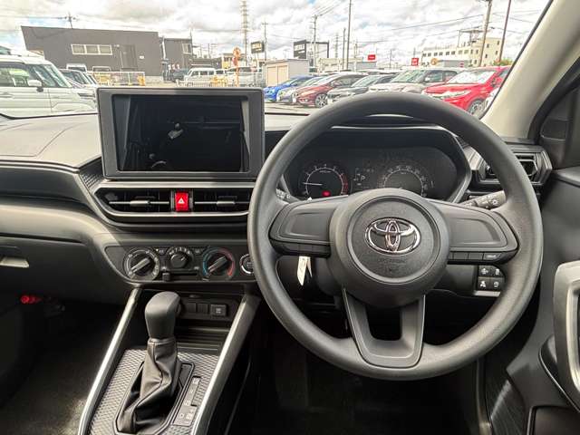 トヨタ ライズ １．２ Ｘ R8年 (関東) 99