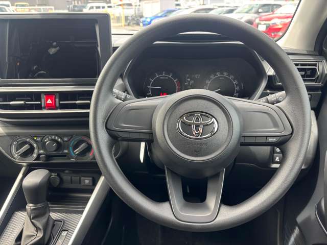 トヨタ ライズ １．２ Ｘ R8年 (関東) 99