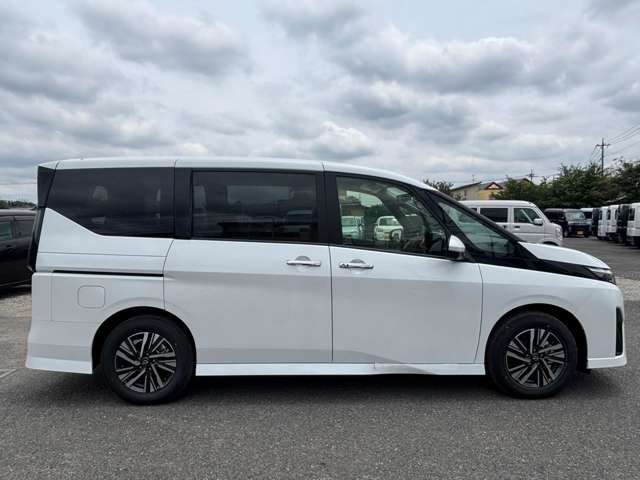 日産 セレナ １．４ Ｅ－ＰＯＷＥＲ ハイウェイスターＶ R8年 (関東) 99