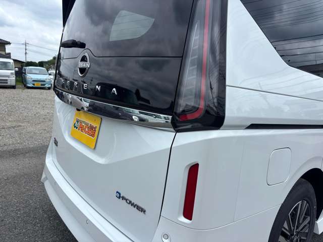 日産 セレナ １．４ Ｅ－ＰＯＷＥＲ ハイウェイスターＶ R8年 (関東) 99