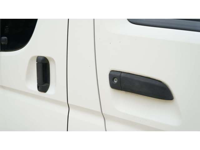 トヨタ ハイエースバン ２．０ ＤＸ ロング H22年 (関東) 99