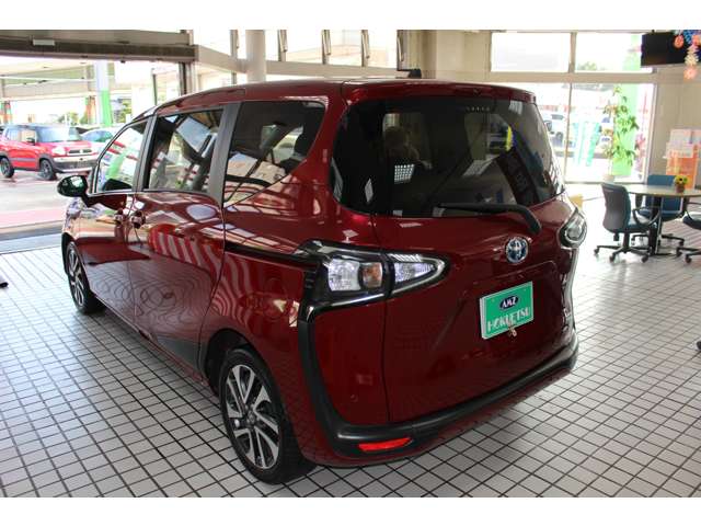 トヨタ シエンタ　ハイブリッド ハイブリッド １．５ ファンベース Ｇ R2年 (関東) 99
