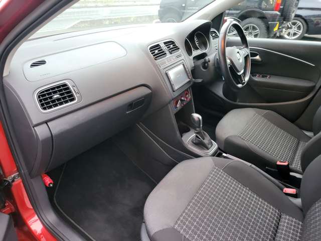 フォルクスワーゲン ポロ ＴＳＩ コンフォートライン ブルーモーション テクノロジー H26年 (関東) 99
