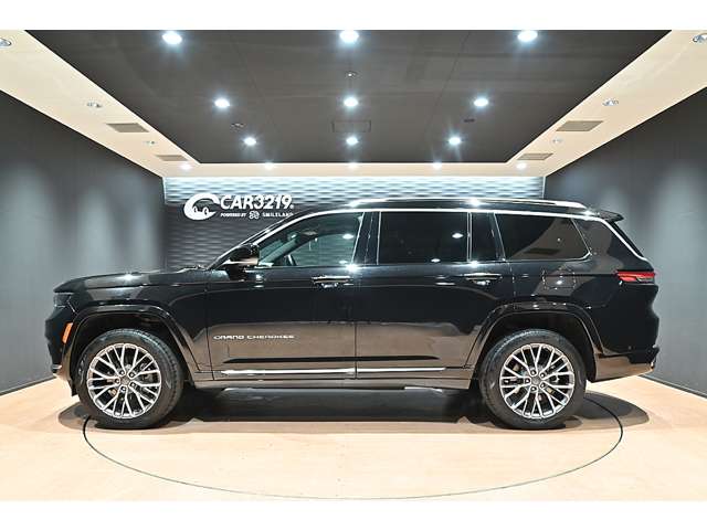 ジープ グランドチェロキーＬ サミット リザーブ ４ＷＤ R5年 (関東) 99