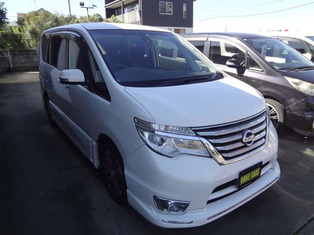 日産 セレナ ２．０ ハイウェイスター Ｖエアロモード＋ＳＡＦＥＴＹ Ｓ－ＨＹＢＲＩＤ H27年 (関東) 99
