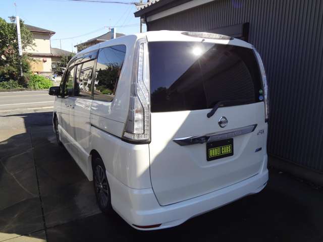 日産 セレナ ２．０ ハイウェイスター Ｖエアロモード＋ＳＡＦＥＴＹ Ｓ－ＨＹＢＲＩＤ H27年 (関東) 99