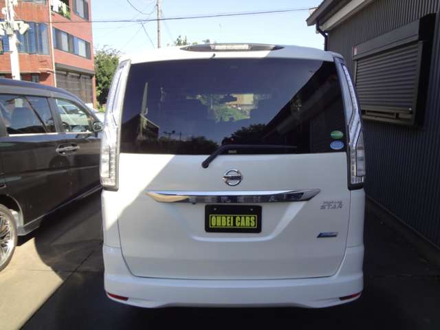 日産 セレナ ２．０ ハイウェイスター Ｖエアロモード＋ＳＡＦＥＴＹ Ｓ－ＨＹＢＲＩＤ H27年 (関東) 99