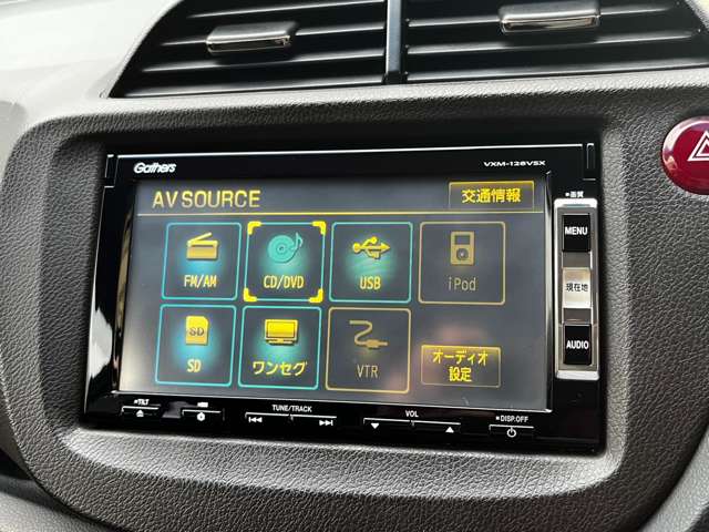 ホンダ フィット　シャトル　ハイブリッド １．３ スマートセレクション 助手席回転シート車 H26年 (関東) 99
