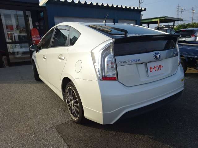 トヨタ プリウスＰＨＶ １．８ Ｇ H25年 (甲信越・北陸) 99