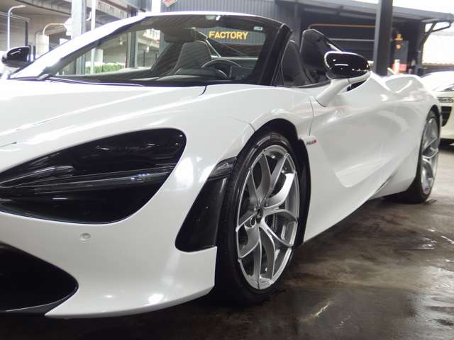 マクラーレン ７５０Ｓ　スパイダー ４．０ R3年 (近畿) 99