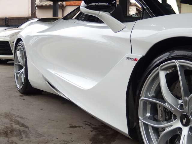 マクラーレン ７５０Ｓ　スパイダー ４．０ R3年 (近畿) 99