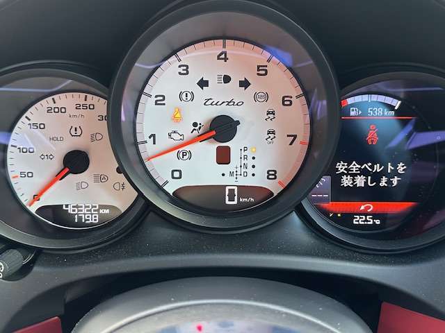 ポルシェ マカン ターボ ＰＤＫ ４ＷＤ H27年 (近畿) 99