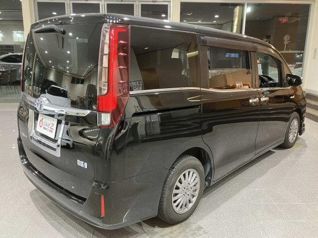 トヨタ エスクァイア　ハイブリッド １．８ ハイブリッド ＧＩ H27年 (近畿) 99