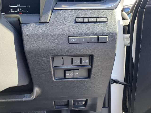 レクサス ＧＸ５５０ ５５０ バージョンＬ ４ＷＤ R7年 (近畿) 99