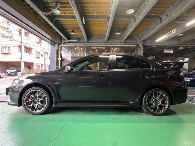 三菱 ランサー ２．０ ファイナルエディション ４ＷＤ H27年 (近畿) 99