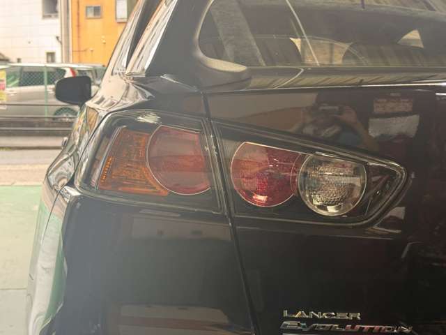 三菱 ランサー ２．０ ファイナルエディション ４ＷＤ H27年 (近畿) 99