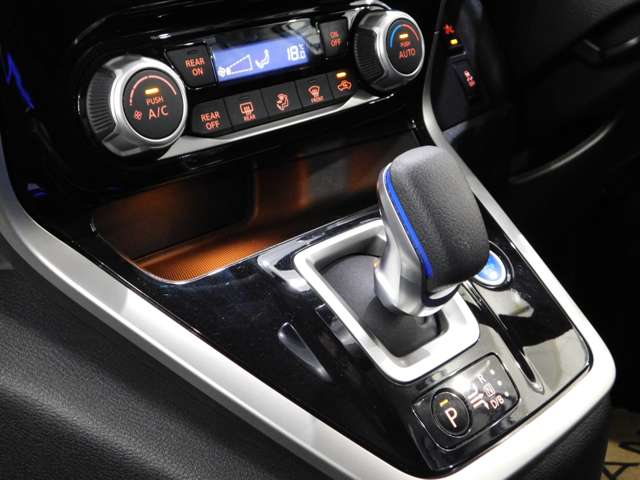 日産 セレナ １．２ Ｅ－ＰＯＷＥＲ ハイウェイスター Ｖ R1年 (近畿) 99