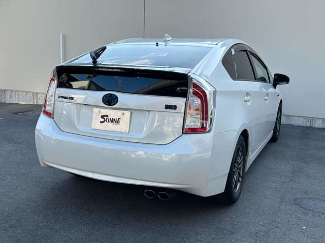 トヨタ プリウス １．８ Ｓ H25年 (近畿) 99
