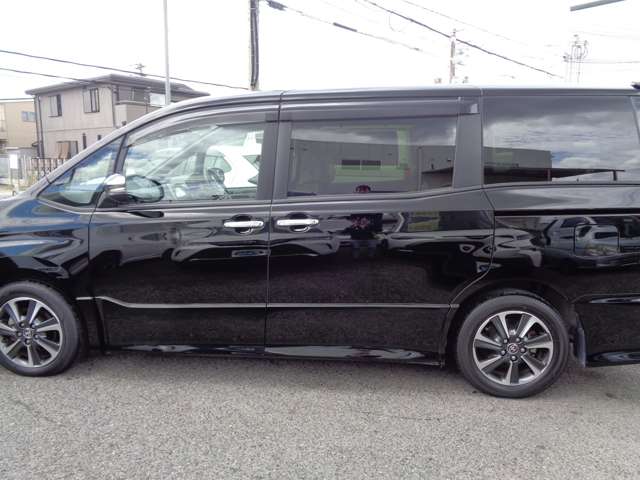 トヨタ ヴォクシー ２．０ ＺＳ 煌ＩＩＩ R2年 (近畿) 99