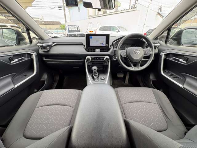 トヨタ ＲＡＶ４ ２．５ ハイブリッド Ｘ Ｅ－ＦＯＵＲ ４ＷＤ R4年 (近畿) 99