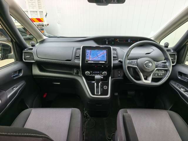 日産 セレナ ２．０ ハイウェイスター Ｖセレクション H30年 (近畿) 99