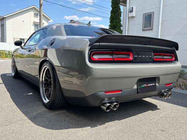 ダッジ チャレンジャー ３９２ ＨＥＭＩ スキャットパック シェイカー H30年 (近畿) 99