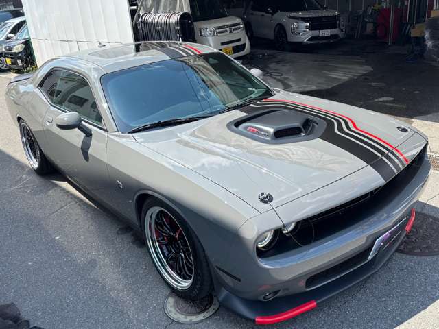 ダッジ チャレンジャー ３９２ ＨＥＭＩ スキャットパック シェイカー H30年 (近畿) 99