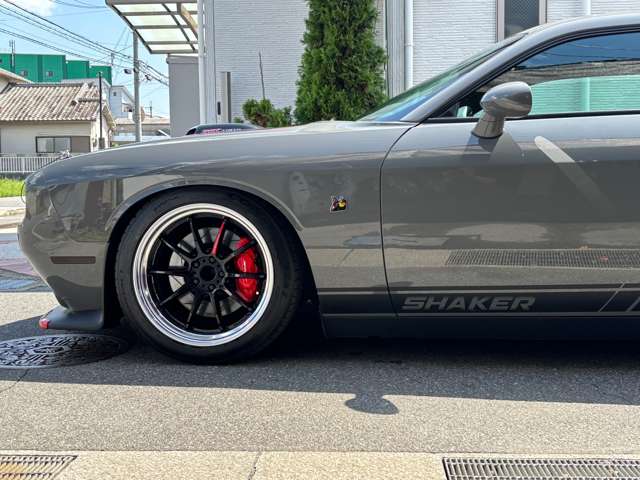 ダッジ チャレンジャー ３９２ ＨＥＭＩ スキャットパック シェイカー H30年 (近畿) 99