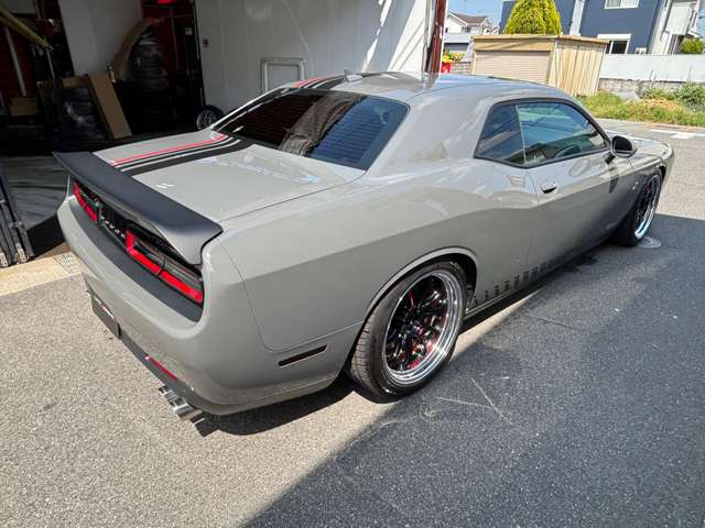 ダッジ チャレンジャー ３９２ ＨＥＭＩ スキャットパック シェイカー H30年 (近畿) 99