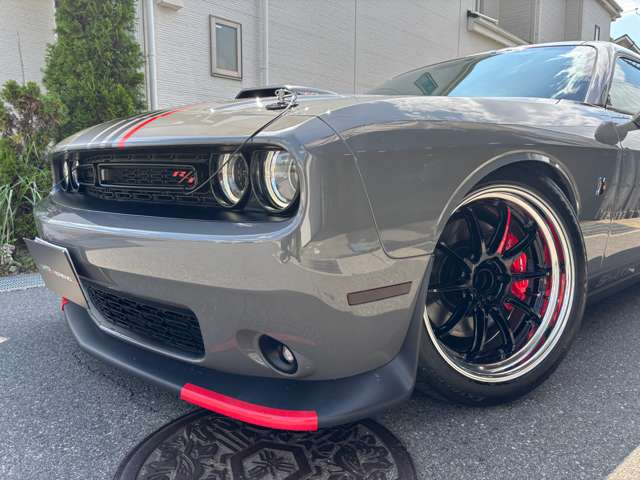 ダッジ チャレンジャー ３９２ ＨＥＭＩ スキャットパック シェイカー H30年 (近畿) 99