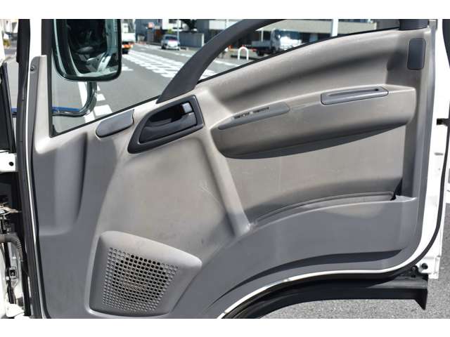 いすゞ エルフ ３．０ ハイキャブ ロング フルフラットロー ディーゼルターボ H27年 (近畿) 99