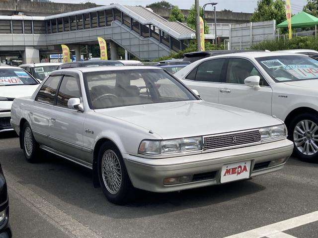 トヨタ クレスタ ３．０ スーパールーセントＧ H2年 (中国) 99