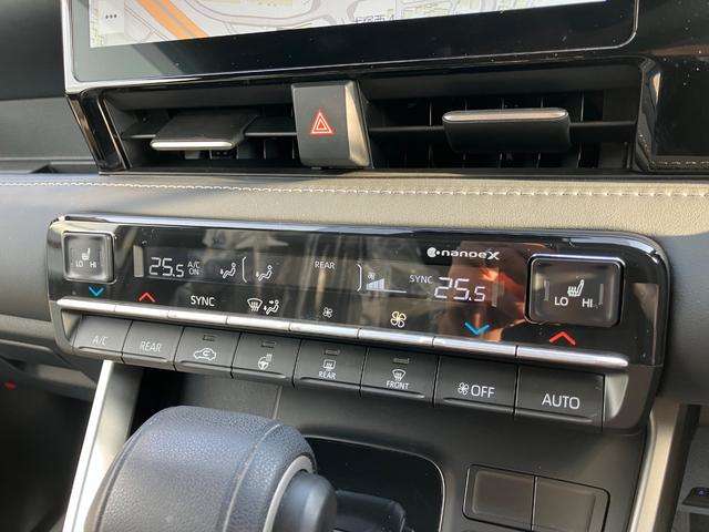 トヨタ ノア ２．０ Ｓ－Ｚ R4年 (中国) 99