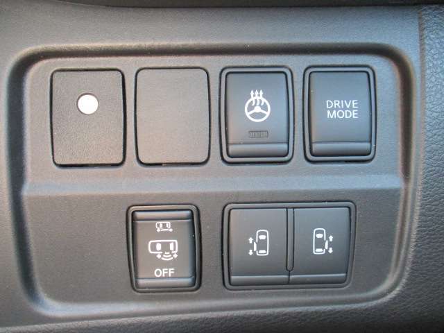 日産 セレナ １．２ Ｅ－ＰＯＷＥＲ ハイウェイスター Ｖ H30年 (中国) 99