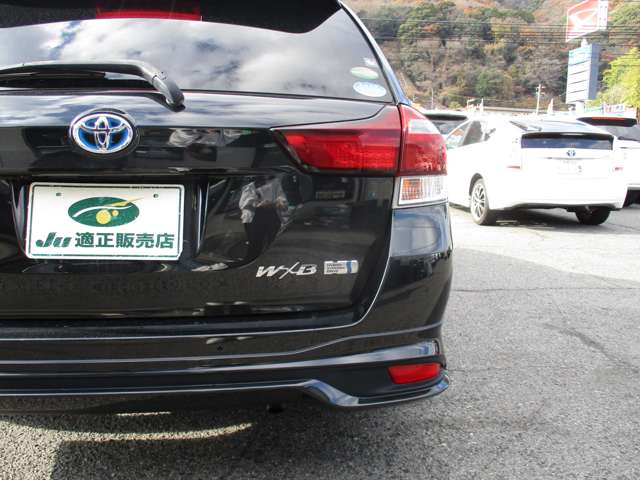 トヨタ カローラフィールダー　ハイブリッド １．５ ハイブリッド Ｇ Ｗ×Ｂ H30年 (中国) 99