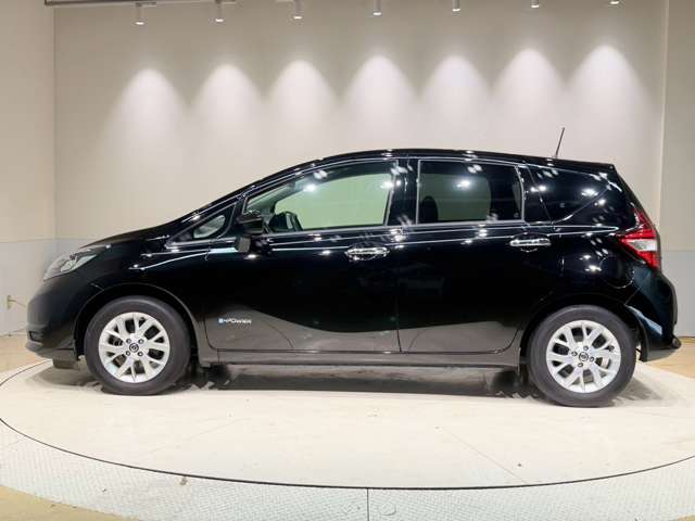 日産 ノート １．２ Ｅ－ＰＯＷＥＲ Ｘ R1年 (中国) 99
