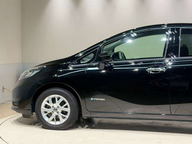 日産 ノート １．２ Ｅ－ＰＯＷＥＲ Ｘ R1年 (中国) 99