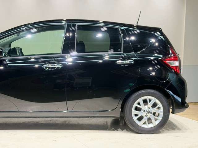 日産 ノート １．２ Ｅ－ＰＯＷＥＲ Ｘ R1年 (中国) 99