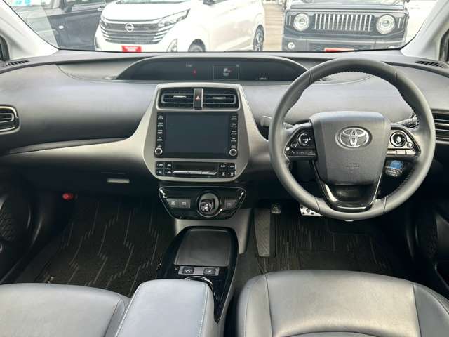 トヨタ プリウス １．８ Ｓ ツーリングセレクション ブラックエディション R3年 (中国) 99