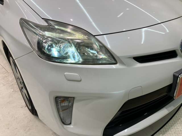 トヨタ プリウス １．８ Ｓ ツーリングセレクション マイコーデ H25年 (中国) 99