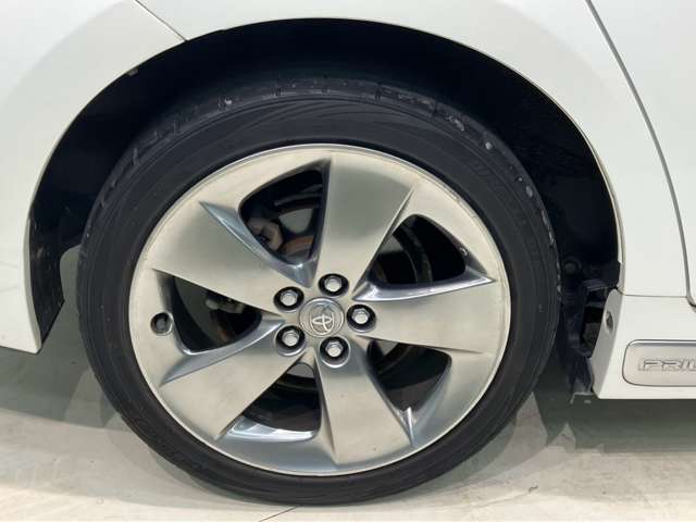 トヨタ プリウス １．８ Ｓ ツーリングセレクション マイコーデ H25年 (中国) 99