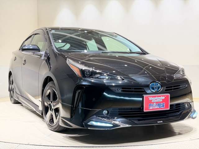 トヨタ プリウス １．８ Ｓ ツーリングセレクション ブラックエディション R3年 (中国) 99