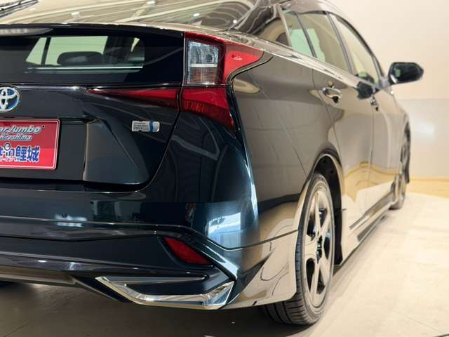 トヨタ プリウス １．８ Ｓ ツーリングセレクション ブラックエディション R3年 (中国) 99
