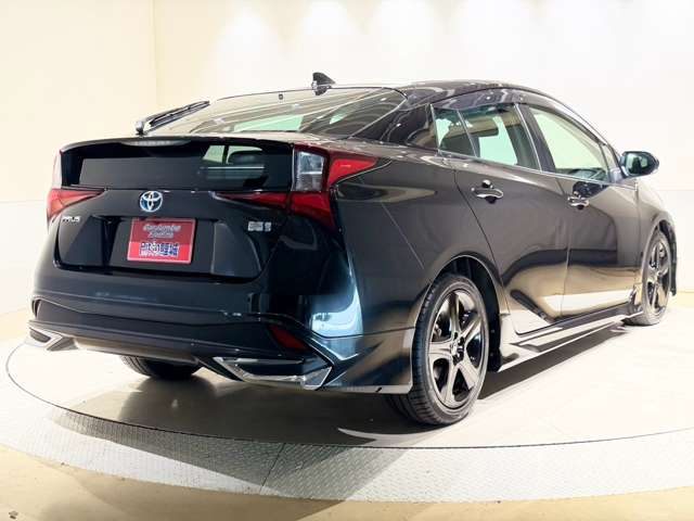 トヨタ プリウス １．８ Ｓ ツーリングセレクション ブラックエディション R3年 (中国) 99