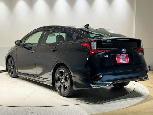トヨタ プリウス １．８ Ｓ ツーリングセレクション ブラックエディション R3年 (中国) 99