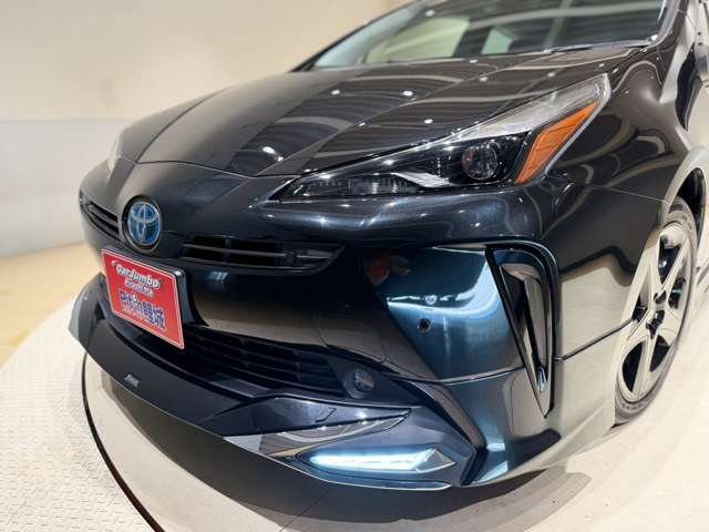 トヨタ プリウス １．８ Ｓ ツーリングセレクション ブラックエディション R3年 (中国) 99