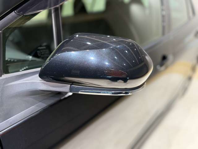 トヨタ プリウス １．８ Ｓ ツーリングセレクション ブラックエディション R3年 (中国) 99